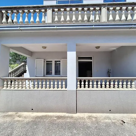 Drena Apartmán Novi Vinodolski