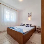 Drena Lägenhet Novi Vinodolski
