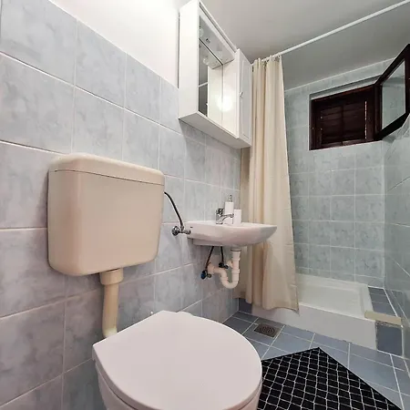 Drena Apartman *